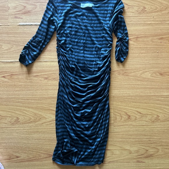 5 maternity dresses all in good condition size s/m - Picture 5 of 6